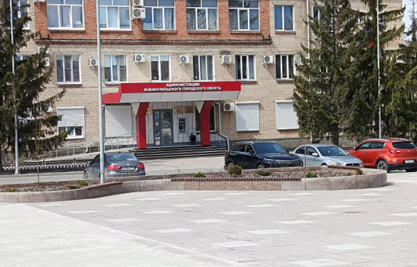 Как хоронят героев СВО? Плохо хоронят. Езжайте в Южноуральск — сами увидите